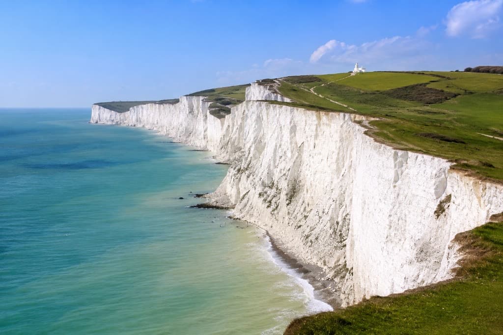 Kent countryside near Ashford — airport taxi transfers